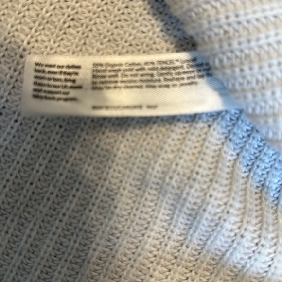 Eileen Fisher Ribbed V-neck Sweater Tank, S/P, EUC - Picture 7 of 7